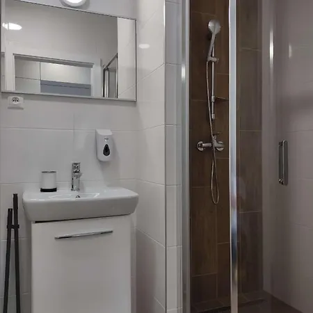 Apartament Kyjev 2 *