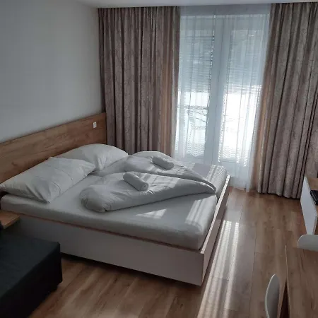 Kyjev 2 * Podhájska